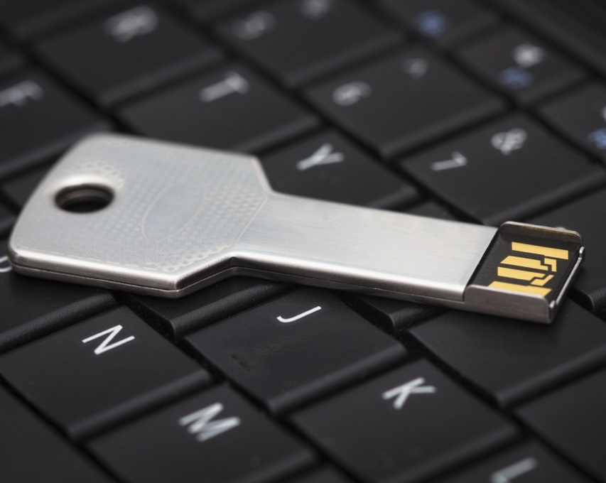 С 1 июля квалифицированную электронную подпись можно получить в ФНС России