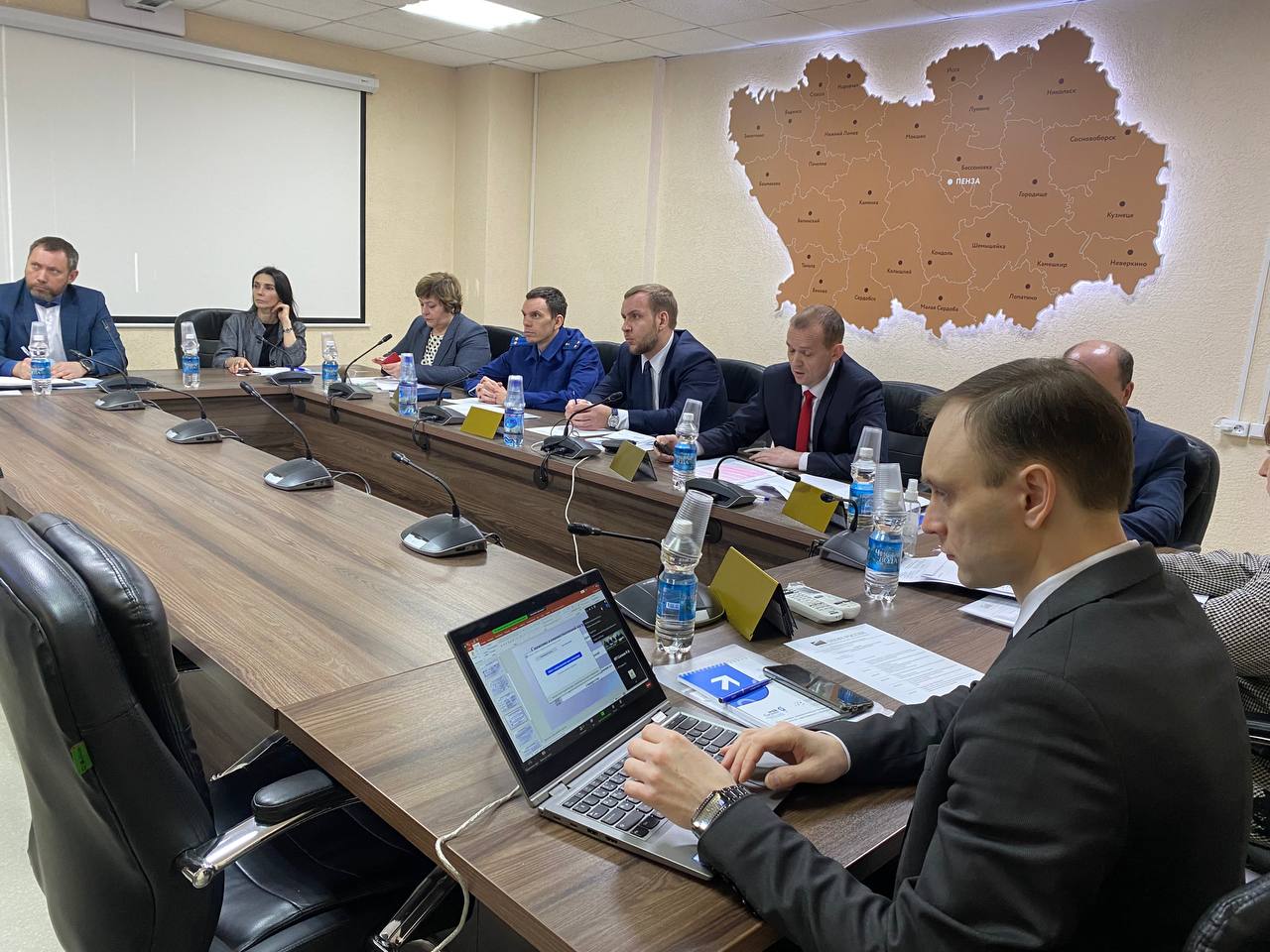 Пензенским предпринимателям рассказали о мерах поддержки и регуляторных послаблениях